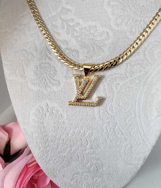 LV pendant with chain