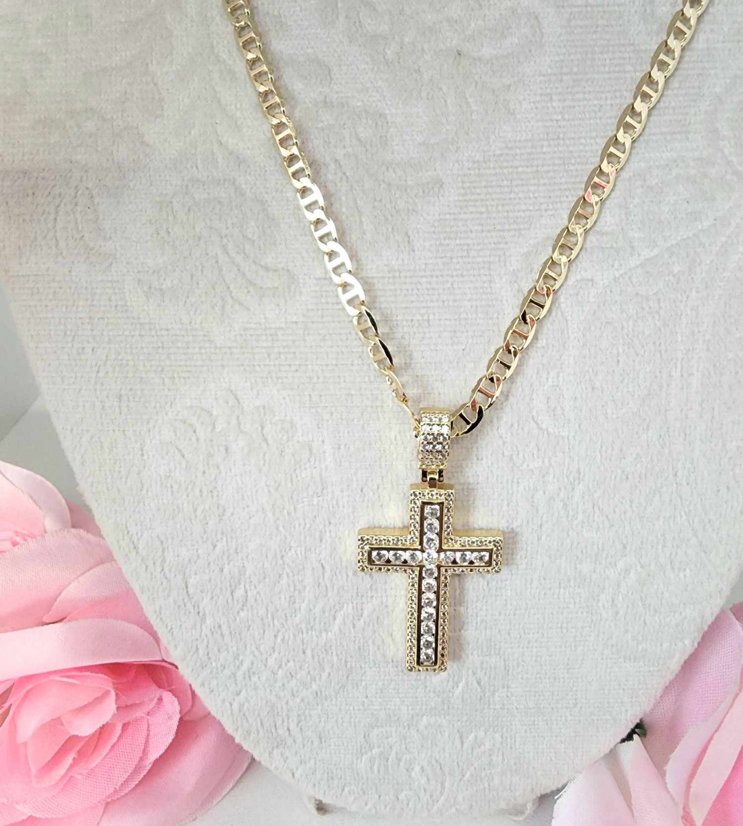 diamond cross with chain