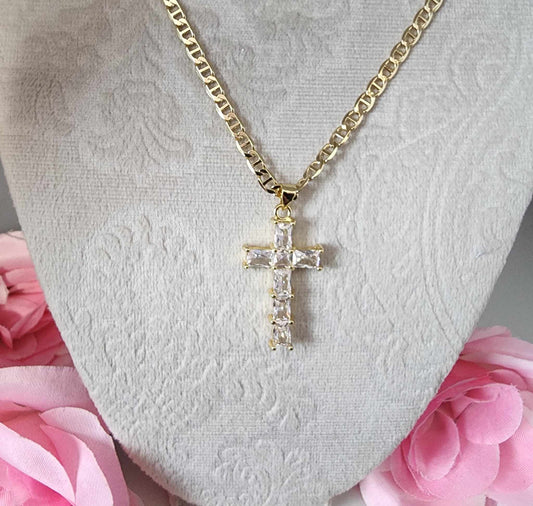 CROSS WITH CHAIN